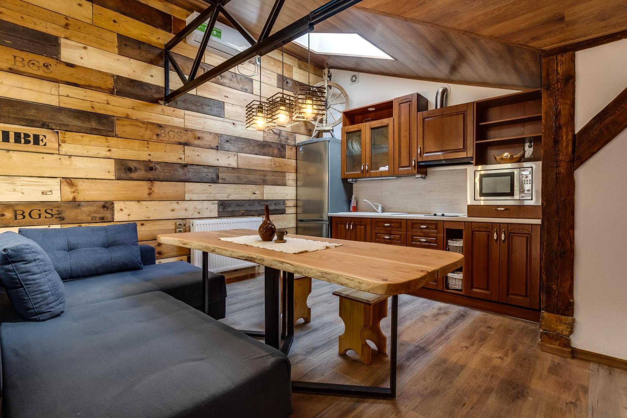 Four Bedrooms Apartment In The Heart Of Лвив Екстериор снимка